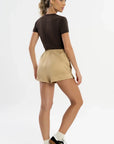 Shorts Dália Marfim Acetinado — foto 6
