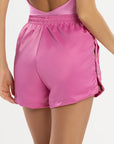 Shorts Dália Rosa Acetinado — foto 2