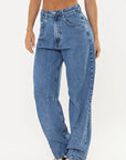Calça Barrel Abelha Jeans — foto 1