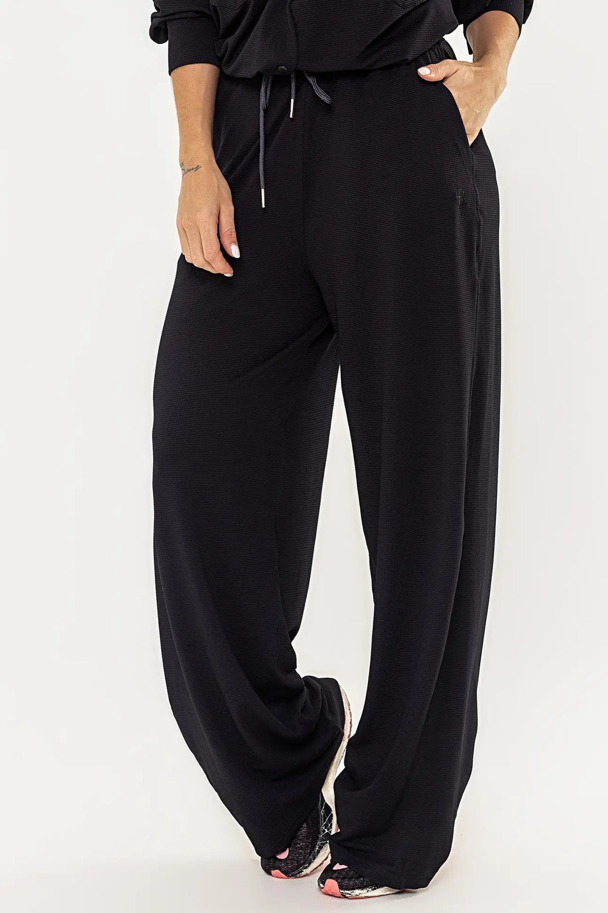Calça Violeta Preto — foto 5