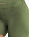 Shorts Perpétua Verde Croco Canelado — foto 3
