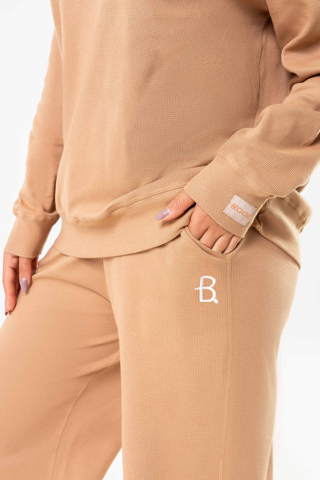 Conjunto Blusão E Calça Serena Caramelo — foto 3