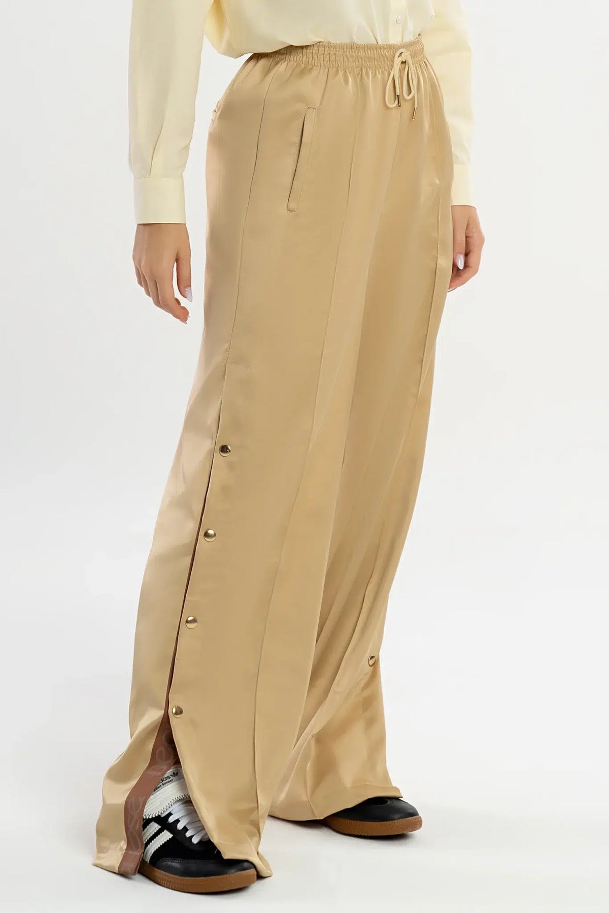 Calça Dália Marfim Acetinado — foto 4
