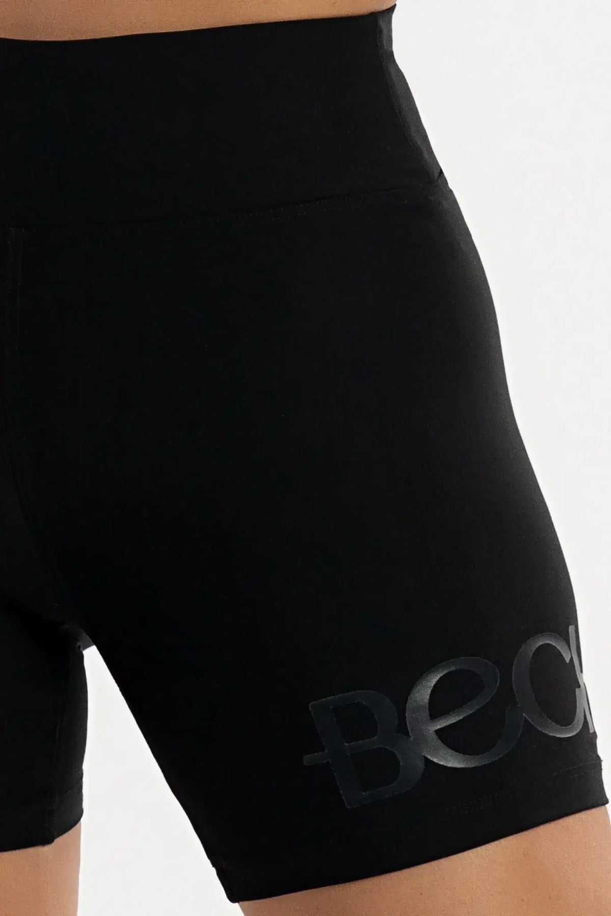 Shorts Perpétua Preto — foto 3