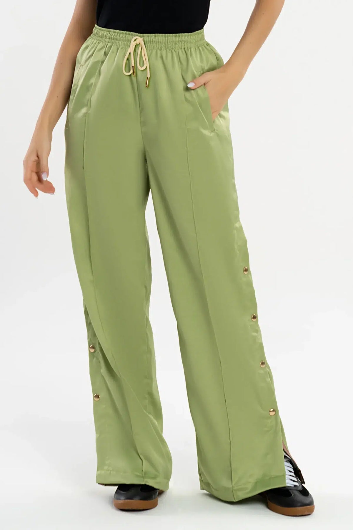 Calça Dália Pistache Acetinado — foto 4