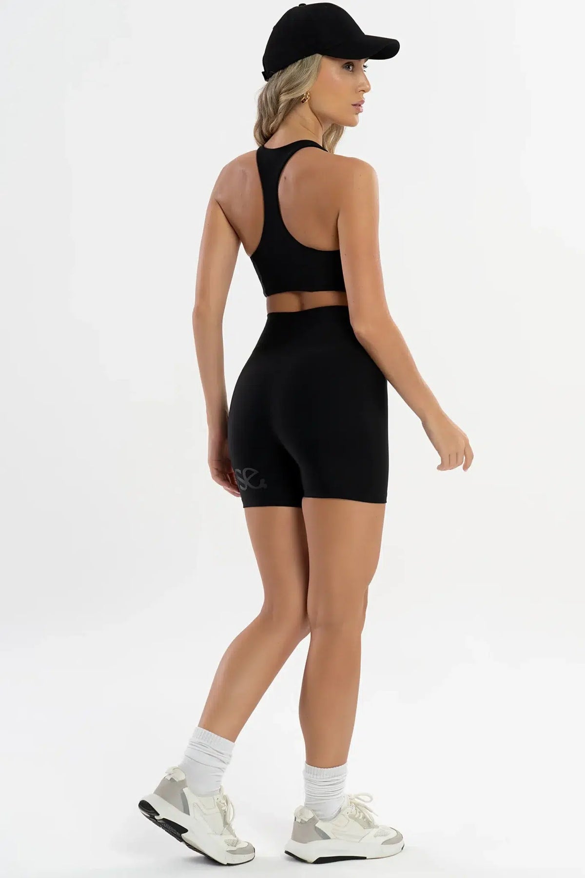 Shorts Perpétua Preto — foto 6
