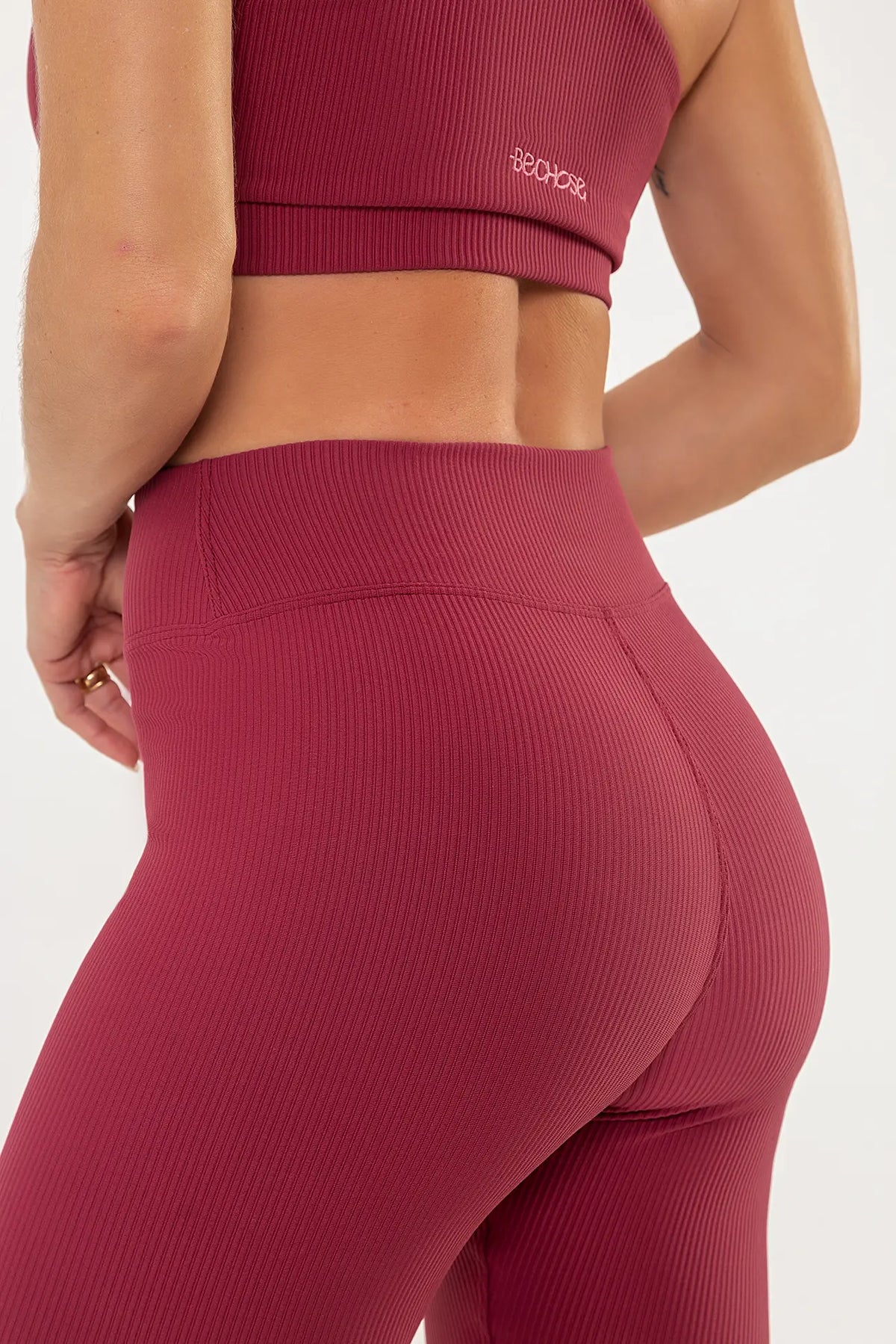 Shorts Peônia Cranberry Canelado — foto 4