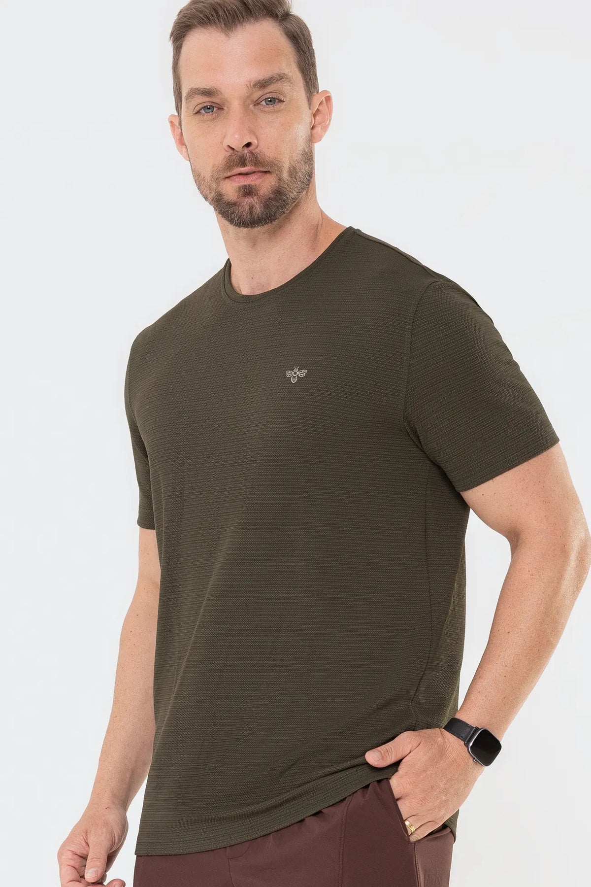Camiseta Casual Tech Verde Militar — foto 4