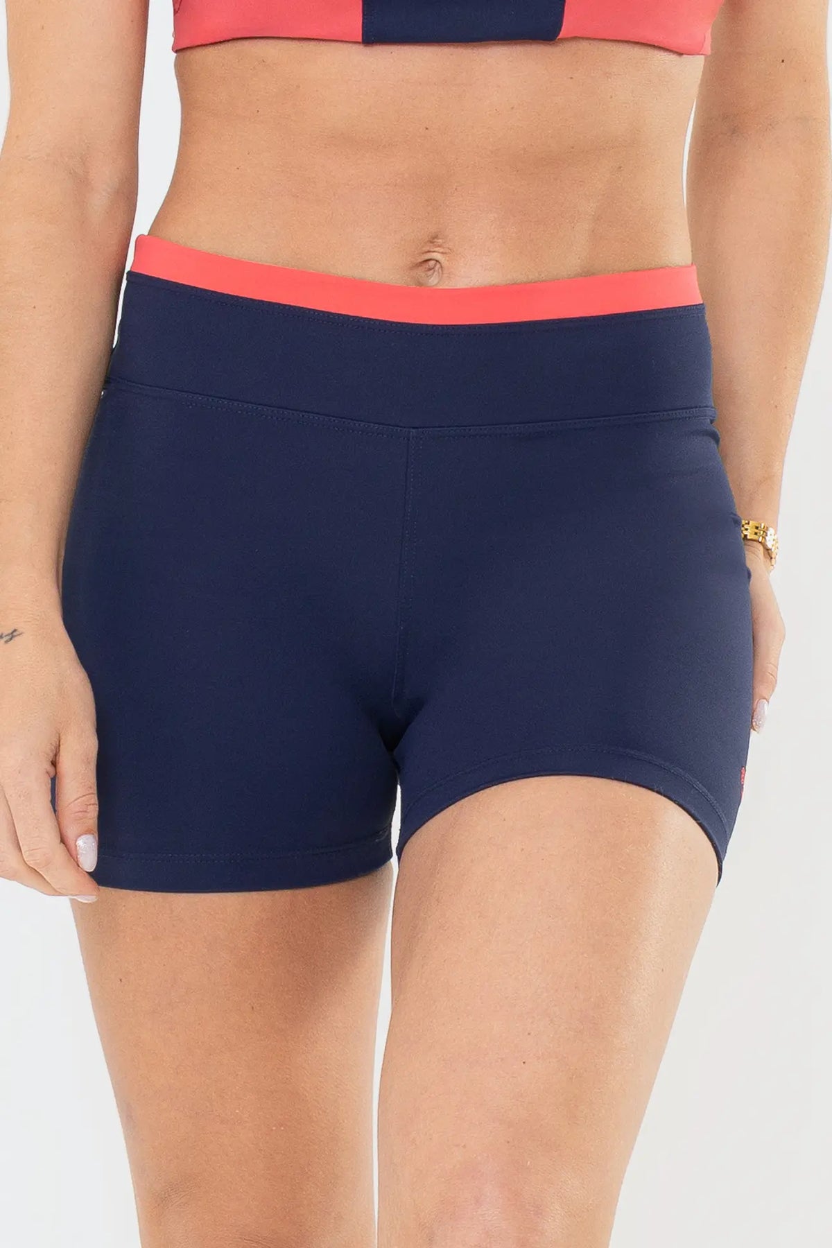 Shorts Amarilis Azul Marinho / Vermelho Goiaba — foto 1