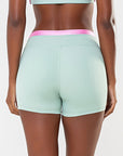 Shorts Amarílis Verde Jade /  Rosa Sorvete Glow — foto 2