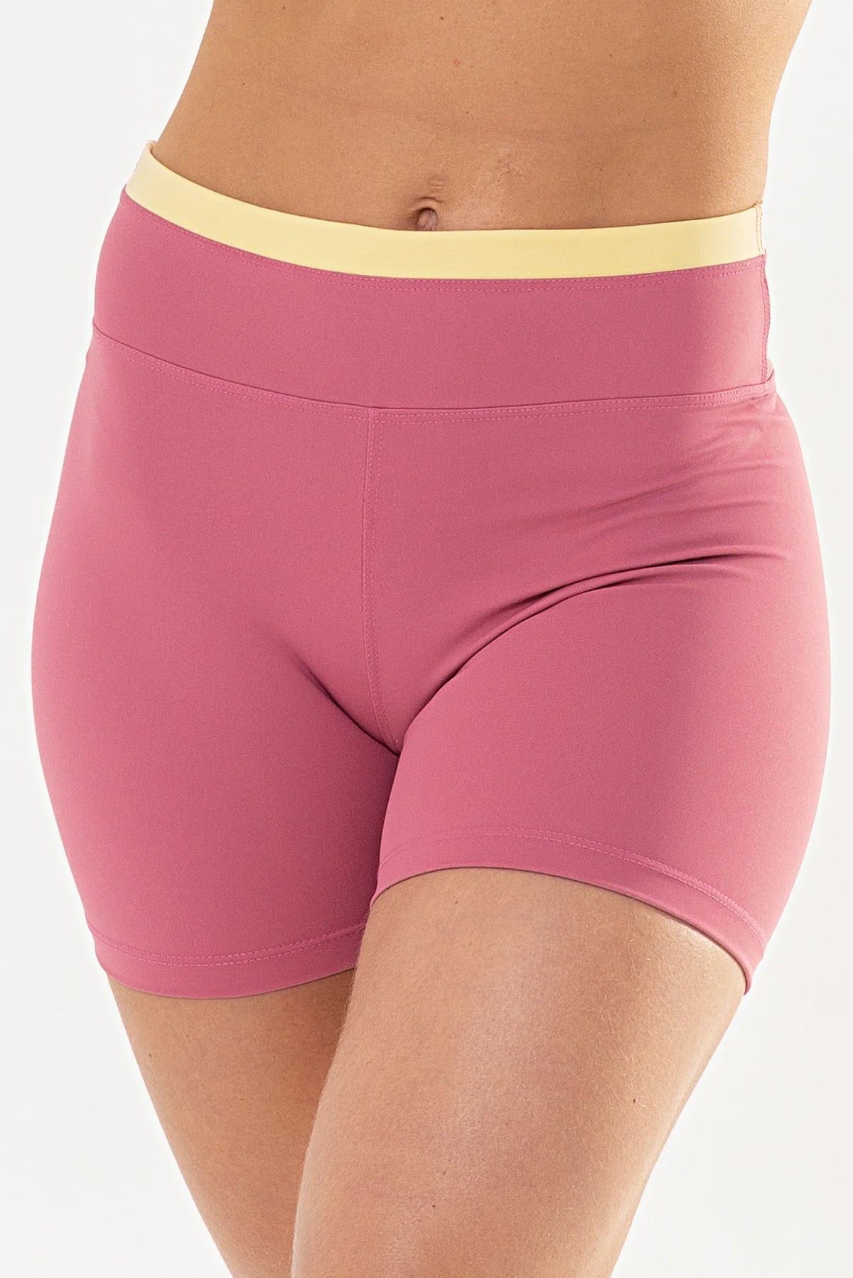 Shorts Amarilis Rose / Amarelo Manteiga — foto 4