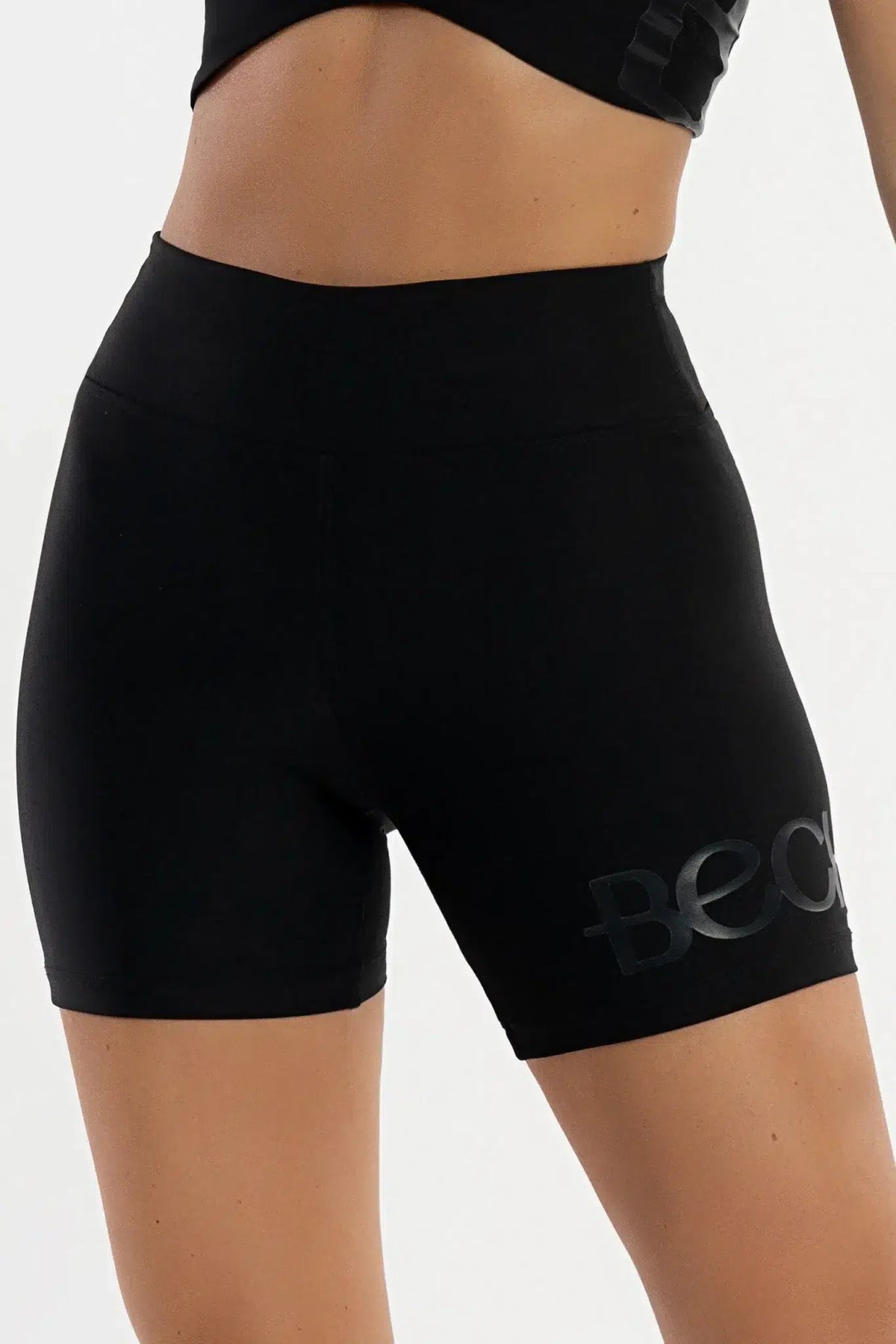 Shorts Perpétua Preto — foto 4