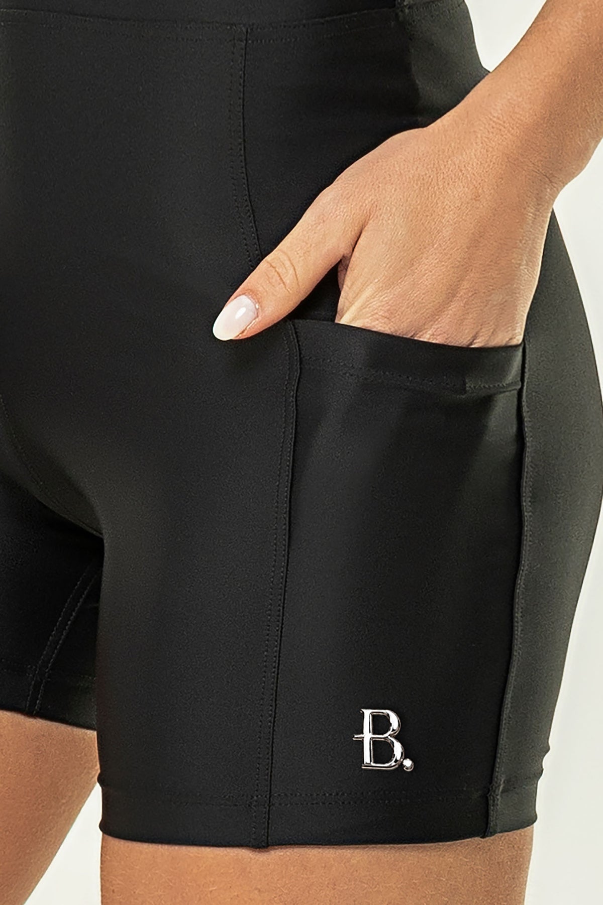 Shorts Aurora Preto Iron