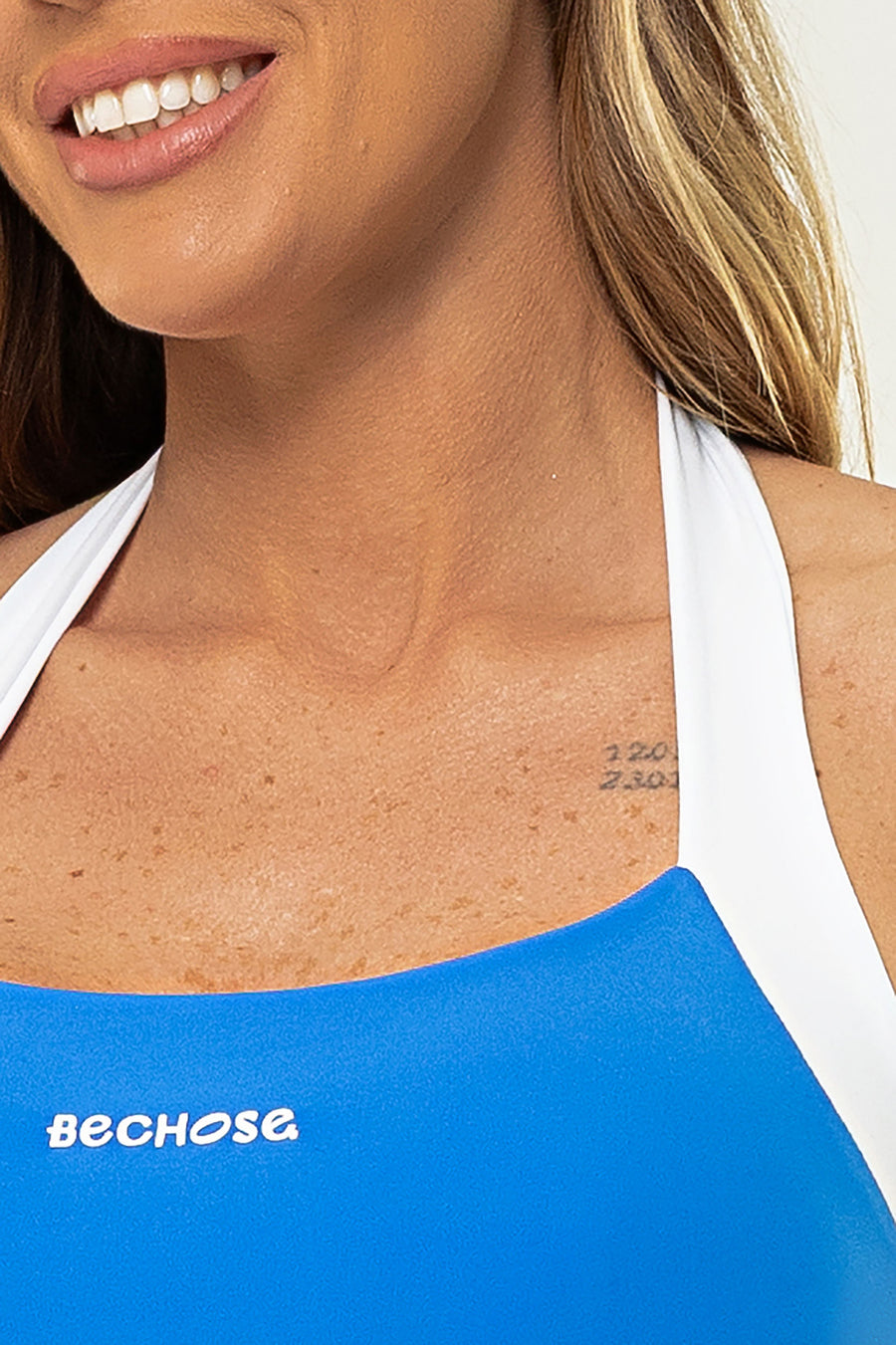 Top Alongado Bromélia Azul Santorini / Branco