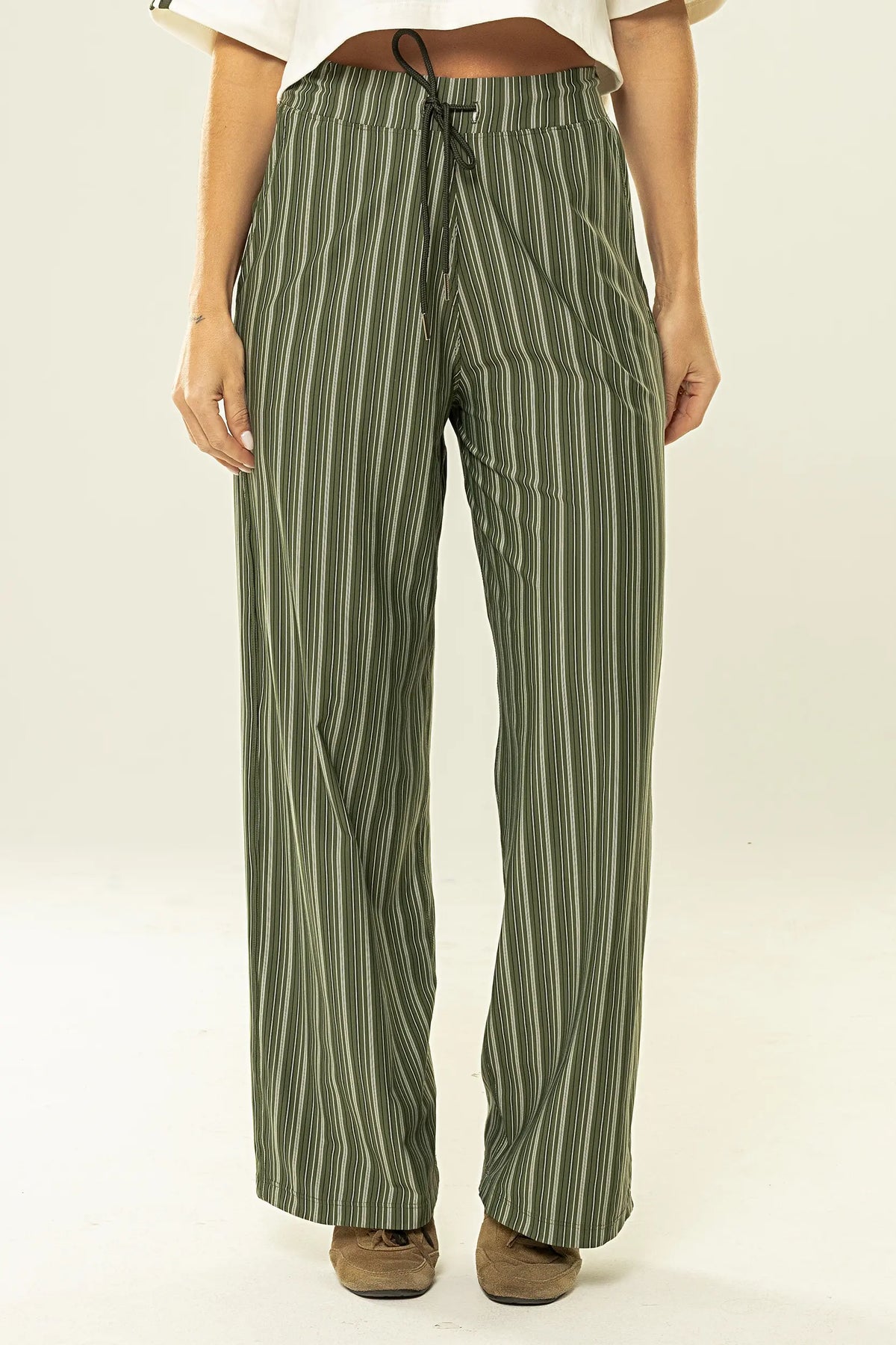 Calça Violeta Risca de Giz Verde Croco