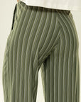 Calça Violeta Risca de Giz Verde Croco — foto 4