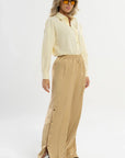 Calça Dália Marfim Acetinado — foto 5