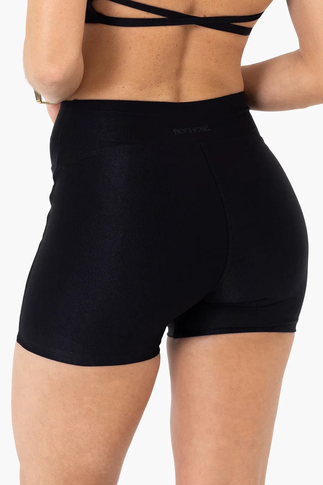 Shorts Jasmim Preto Glow — foto 3