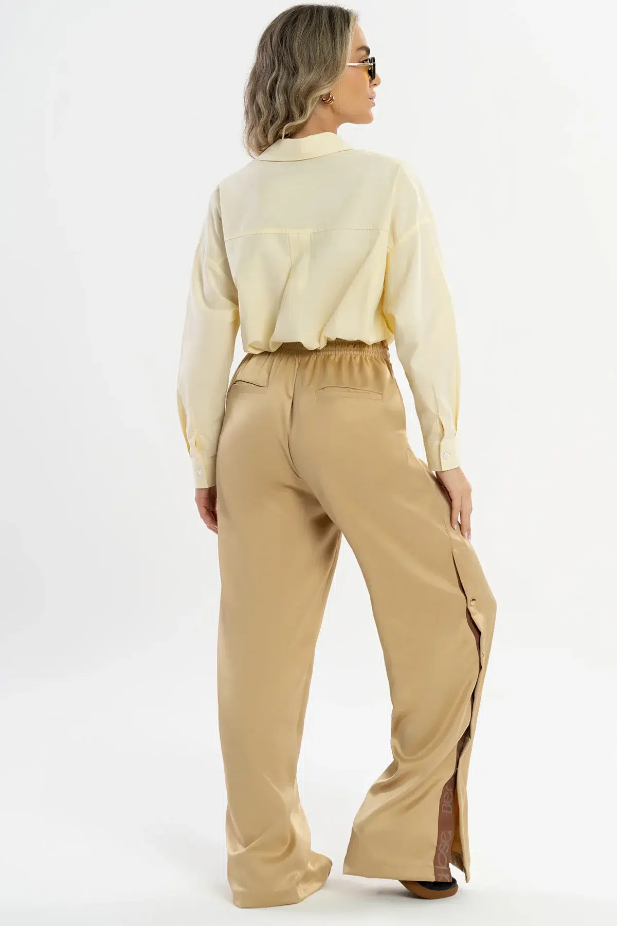 Calça Dália Marfim Acetinado - Imagem 6