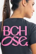 Camiseta Feminina Bchose Preto com Rosa - Imagem 4