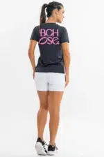 Camiseta Feminina Bchose Preto com Rosa - Imagem 6
