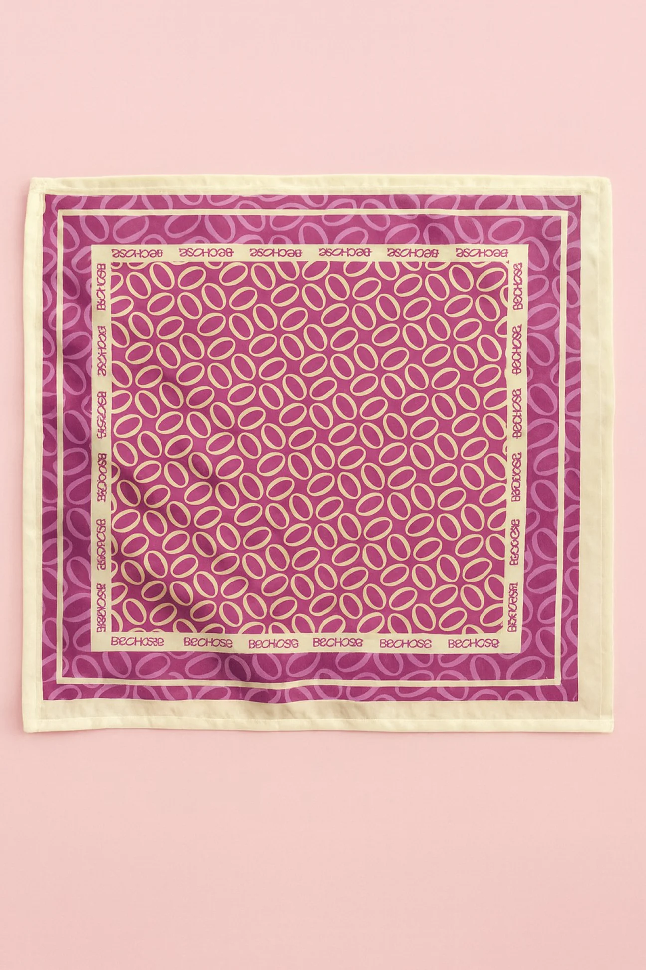 lenco-pequeno-amarela Lenço Pequeno Amarelo / Rosa - Imagem 1