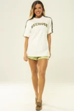 Camiseta Unissex Bordada College - Imagem 8